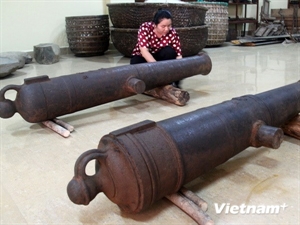 Hundred-year-old cannons unearthed in Phu Yen